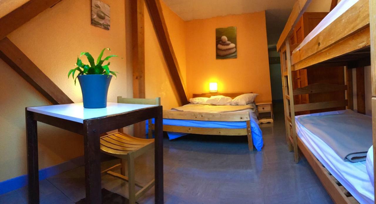 Auberge Familiale Relais Du Lys Cauterets Eksteriør billede